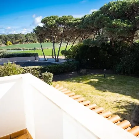 Apartment In Del Rei Amoreira (Leiria)